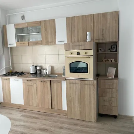 West View By Apartment *