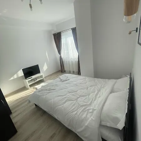 West View By Apartment